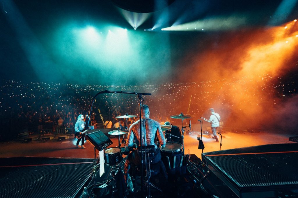 Bandsintown و امازون